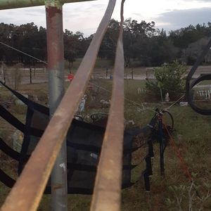 Plain leather loop reins